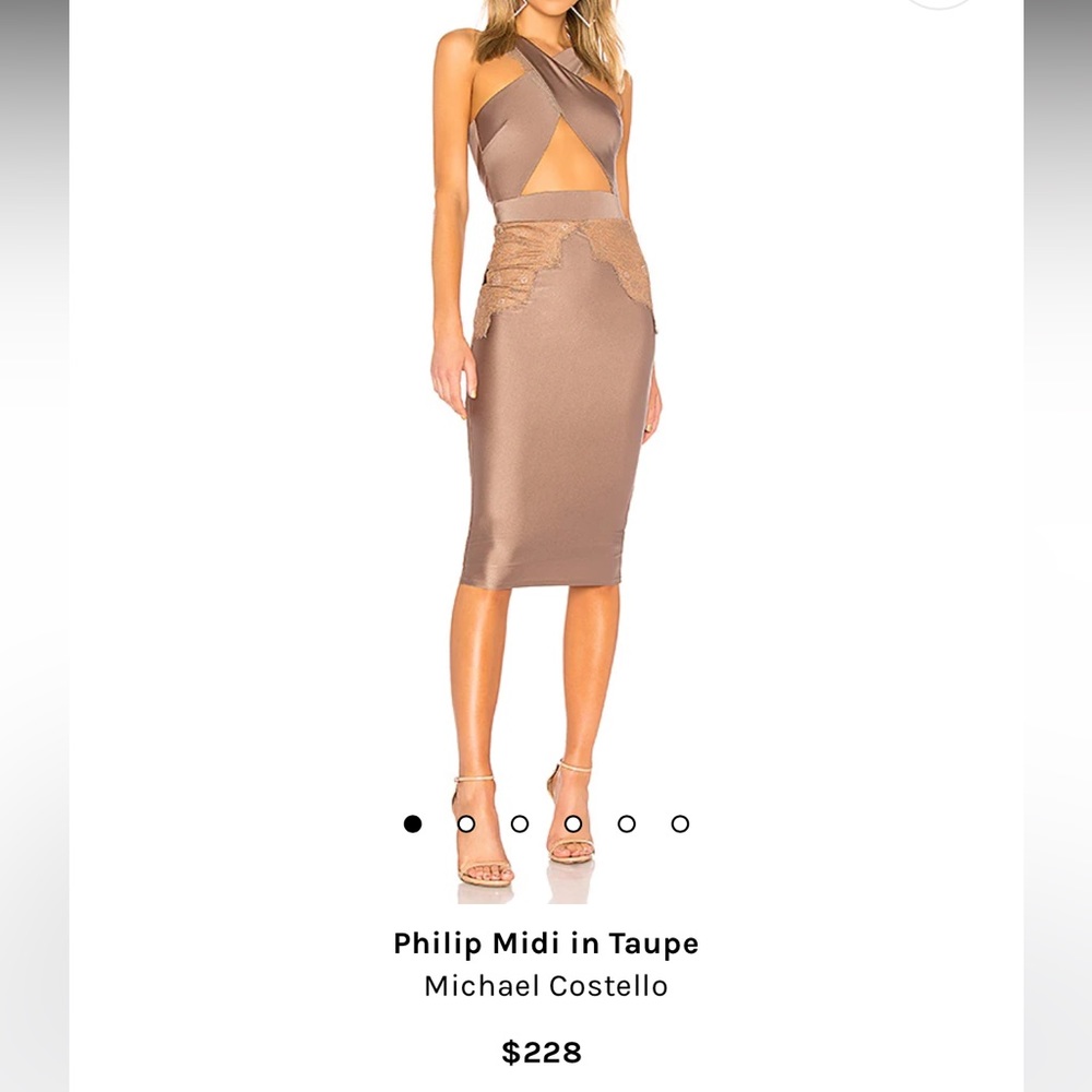 Cocktail dress in perfect conditions. Perfect for wedding guests.